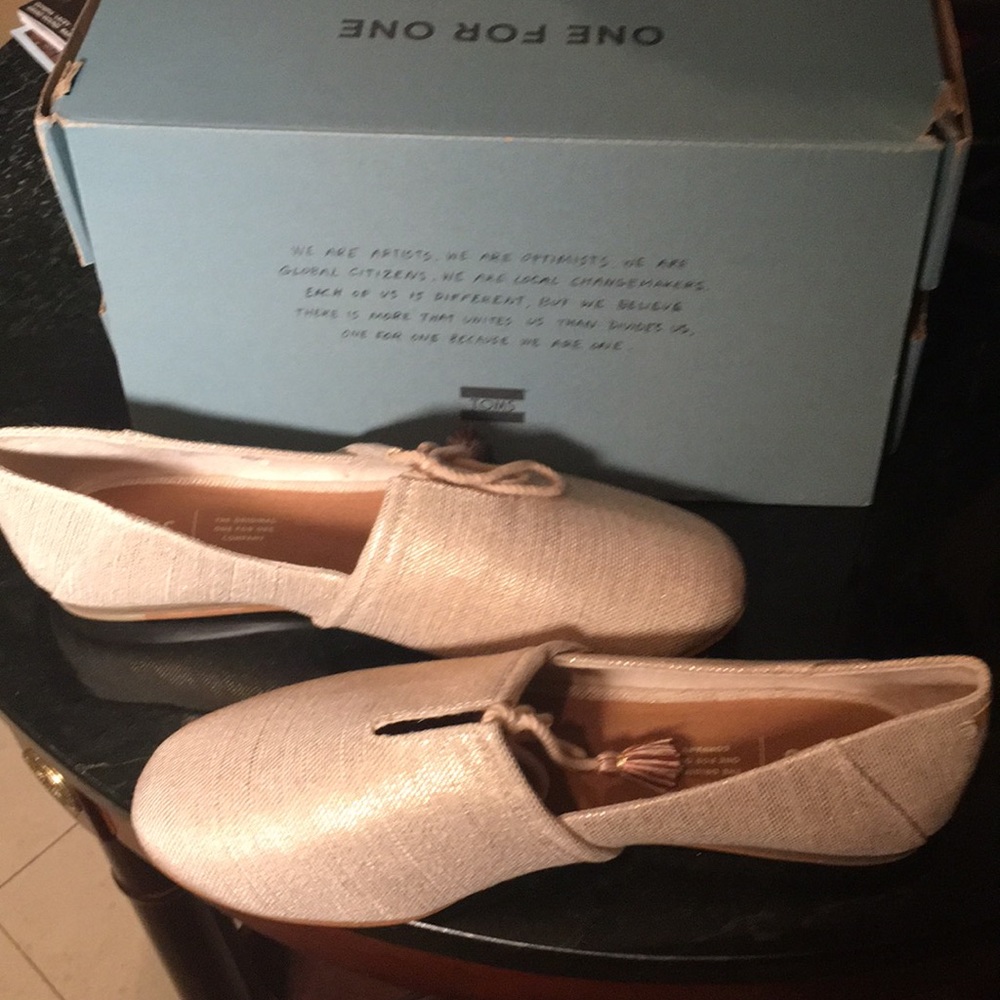 Toms flat rose gold